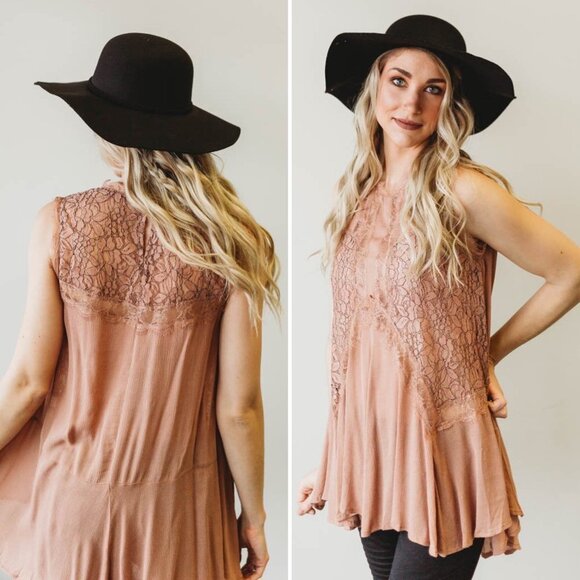 Umgee Tops - UmGee Boutique Lace Mauve Tunic Top Medium